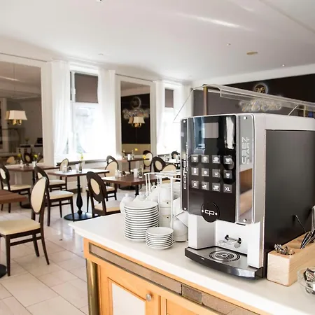 Elsa Hotel 4*