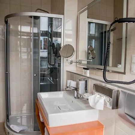 Elsa Hotel 4*