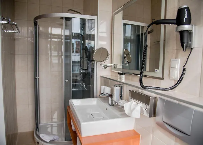 Elsa Hotel 4*